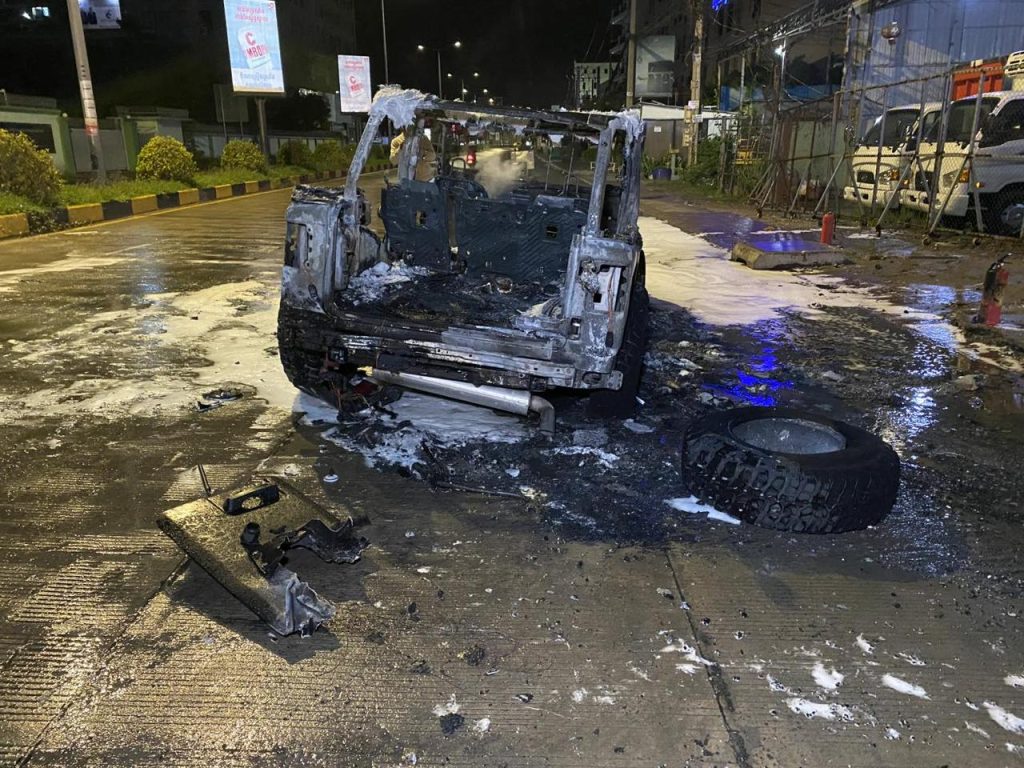 图片[6]-金边豪华Jeep自燃事故！烧成骨架无人员伤亡-测试测试