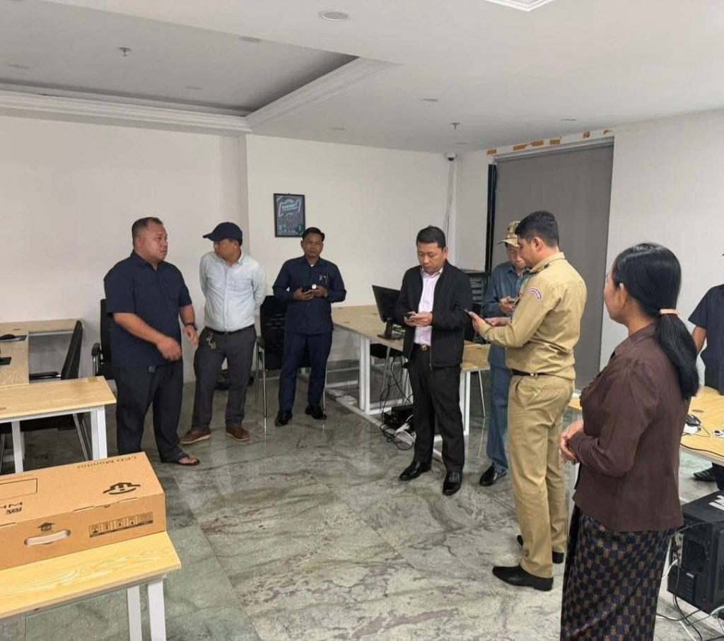 图片[2]-柬埔寨”金边清剿”！111人落网，印尼女性成”电诈血肉”，两辆豪车缴获-测试测试