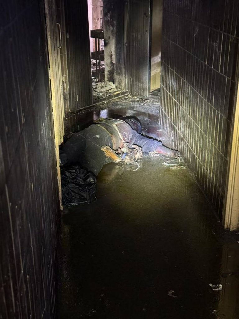 图片[5]-香港火灾 现场照片，都被烧成灰了，面目全非有点惨不忍睹！-测试测试