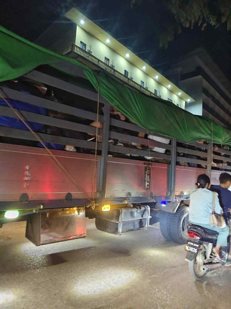 图片[4]-缅甸妙瓦底大逃亡！数千中国人连夜涌入，ZP人员11点还在撤，酒店挤爆！-测试测试