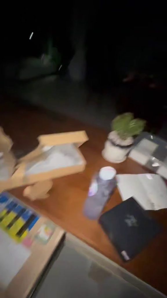 妙瓦底 #网友投稿 uk 已经不复存在了。-测试测试