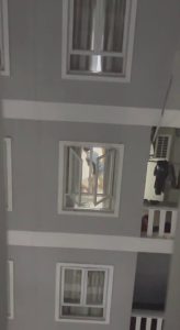 柬埔寨 #网友曝光 西港金财5一名印度尼西亚人被殴打 5# 7 楼，这是一个正常的例行公事，如果他们没有达到任务，每天都体罚-测试测试