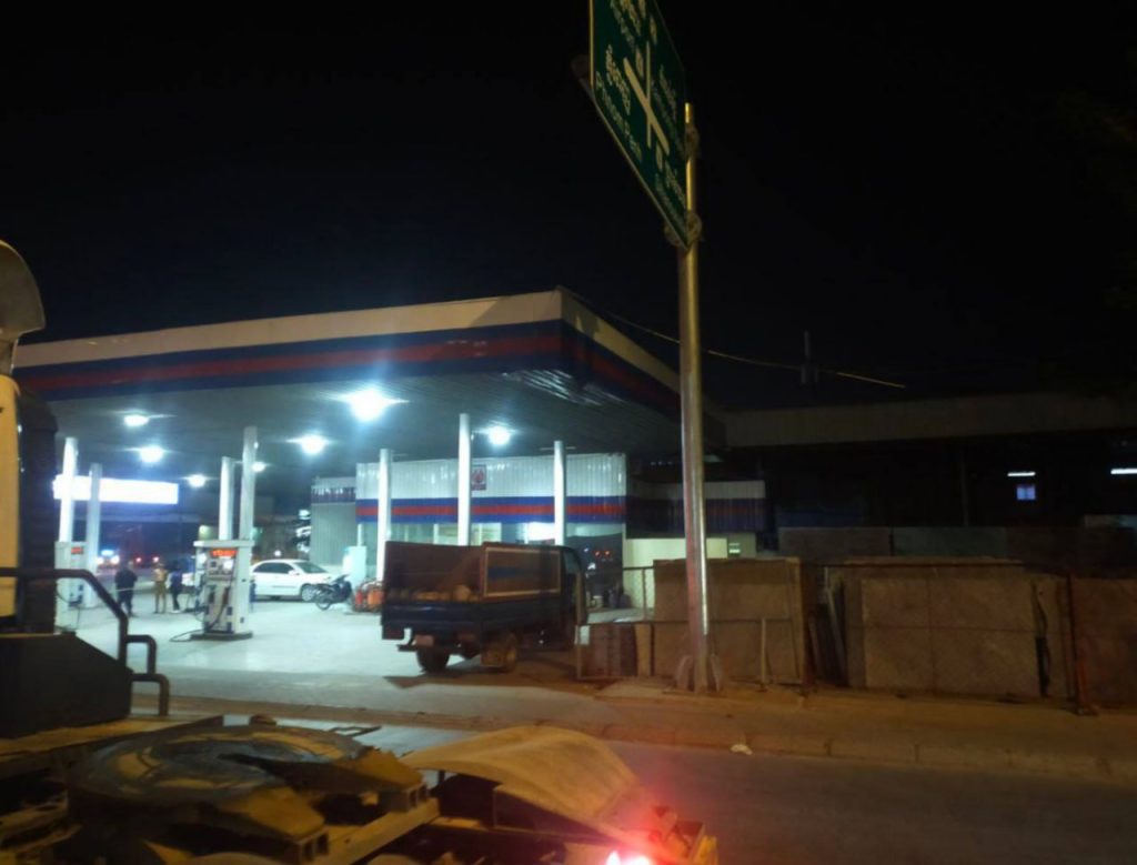 柬埔寨 #突发事件 在金边市棉芷三区一处环城路附近的浴室内，发现一名男子赤身裸体死亡。-测试测试